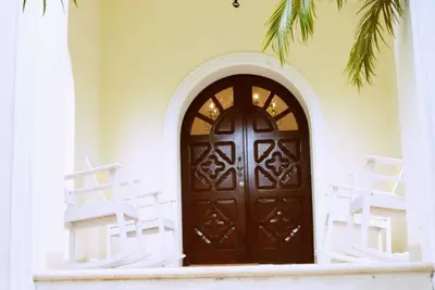 Image de Villa franco-coloniale, près du Paseo Montejo, des hôtels et des restaurants!