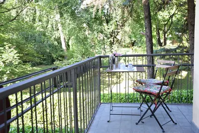 Image de Élégant appartement dans le vert à côté de Villa Balbinello
