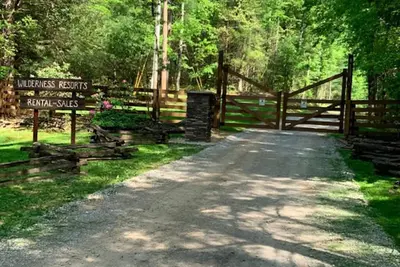 Image de Hilltop Haven Cabin: Cabin Mountain Log Avec Hot Tub