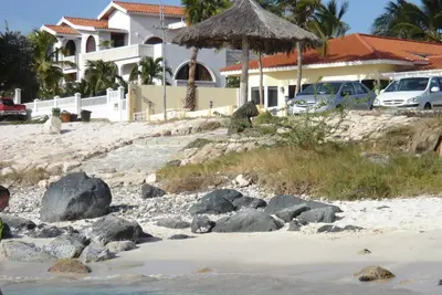 Image de Beach White Villa! ! !