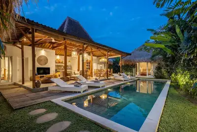 Image de # D16 Oberoi Seminyak 700m Villa sur la plage