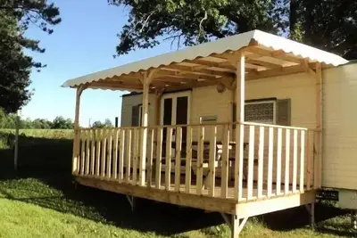 Image de Mobil-Home 21m2 Grundstück / 2 Schlafzimmer - überdachte Terrasse (Sonntag) 4 Personen