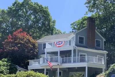 Image de Superbe maison contemporaine avec vue imprenable sur l'océan!