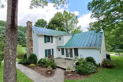 Image de Sugar Camp Farmhouse dans le Blue Ridge Mountians de Virginie