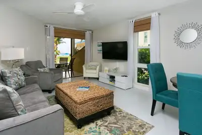 Image de RÉNOVATION Faite! 16-31 août dispo! Lit King, 2 téléviseurs, cuisine entièrement équipée