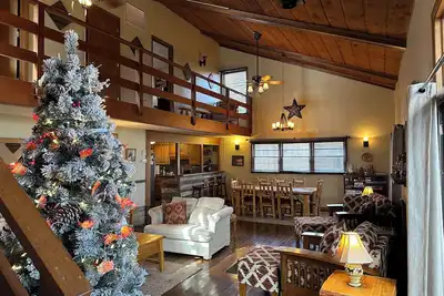 Image de Spécial hiver dim-jeu (125 $) exclut la période du 22 au 25 décembre et les week-ends de vacances.