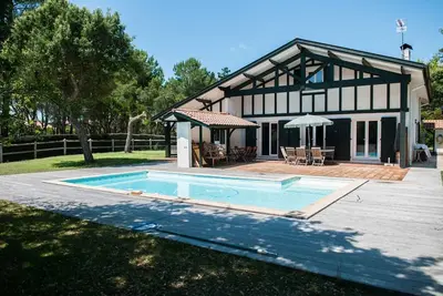Image de Villa au fond de 2 impasses à 10 mn à pied de la plage