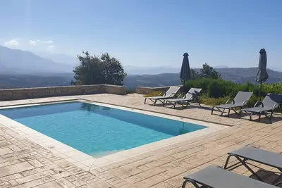 Image de Villa Nelia, vue imprenable sur la mer et les couchers de soleil!
