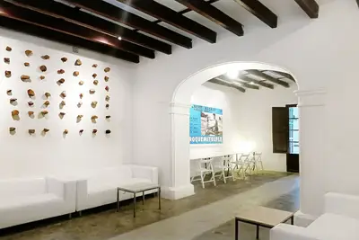 Image de Grande maison de ville noble, piscine privée et jardin à Felanitx