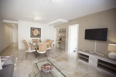 Image de Magnifique Penthouse/Vue sur la mer/golf/Wifi/Smart Tv /Lavavajillas / Lavadora