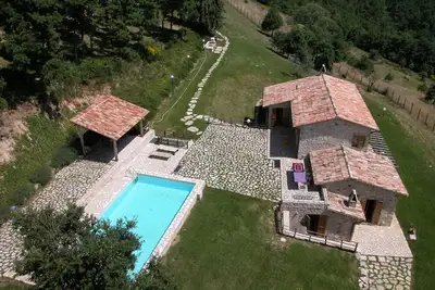 Image de Offre de dernière minute pour l'été 2013 : charmante villa avec piscine