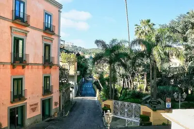 Image de Casa Doretta: Un appartement gai situé dans le centre de Sorrente.