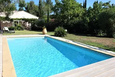 Image de Grande Villa Spacieuse sur 4800m2 Terrain arboré calme, à 5 min Plages,