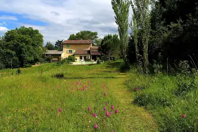 Image de Grand gite 140m2, pays Cathare, piscine lac kayak rando