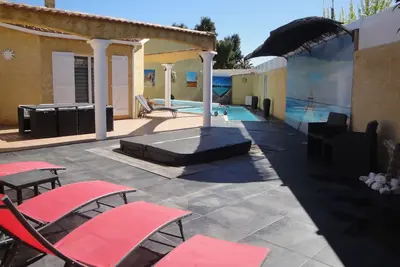 Image de Villa 130 M2 Agde Ext Maldives Jacuzzi Piscine Privee Clim. A 3km Plage 9/10 P