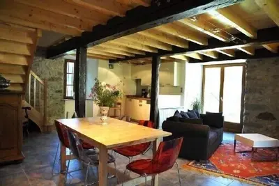 Image de Logement dans authentique grange, au coeur de la vallee dAzun, vue montagnes