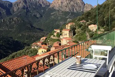 Image de Appartement lumineux à Ota, entre mer et montagne, vue exceptionnelle