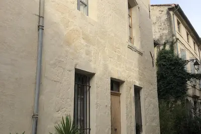 Image de Maison en centre ville, proche commerces et visites.