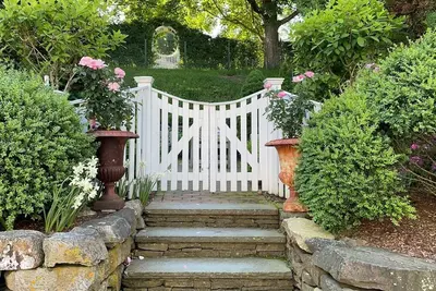 Image de Designer House sur Lily Street en ville! A / C!