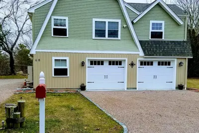 Image de Magnifiquement rénové 2019, climatisation centrale, laveuse / sécheuse, lave-vaisselle, nouveaux électroménagers