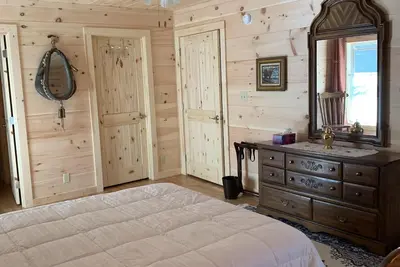 Image de Nouvelle cabane en rondins à Saluda, Caroline du Nord