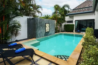 Image de Villa Clos Vougeot - Nouvelle Villa 2 Br avec piscine