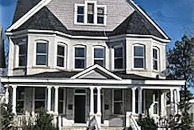 Image de Chambre pour toute la famille ou plusieurs familles et à quelques pas de la plage