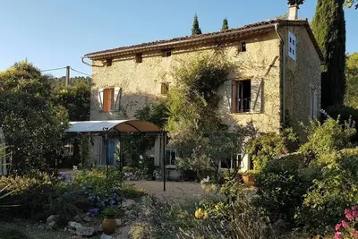 Image de Bastide provençale originale et romantique entre Saint Tropez et la Provence
