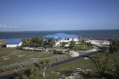 Image de Superbe vue sur l'eau ouverte au domaine Blue Heron