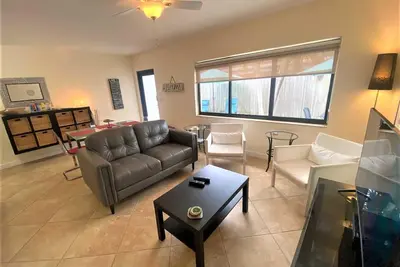 Image de Tropical Garden Villa est à deux pas du soleil, du sable et du plaisir!