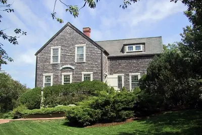 Image de Exceptionnelle maison privée avec jardin enchanteur, à côté de la ville, Westmoor, Plages