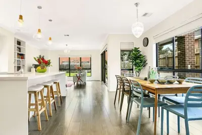 Image de Macpherson Luxe 4br House par A & J