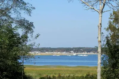 Image de Indian Neck Cottage avec de belles vues