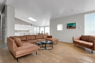 Image de Villa de luxe avec vue sur la rivière Dans le sud de l'Islande - Le Cercle d'Or