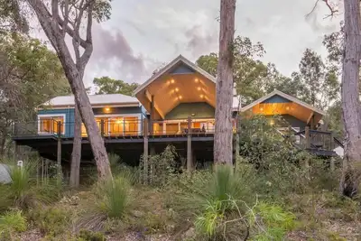 Image de Burwood Bush House Close to Wineries and Beach