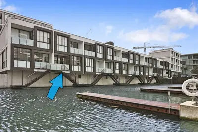 Image de Viaduct Harbour Waterside Apartment