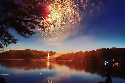 Image de Cottage tranquille sur le lac