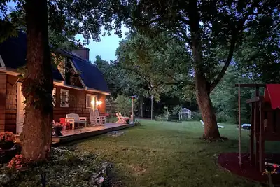 Image de Cozy Coach House dans le centre de Wheaton, Illinois