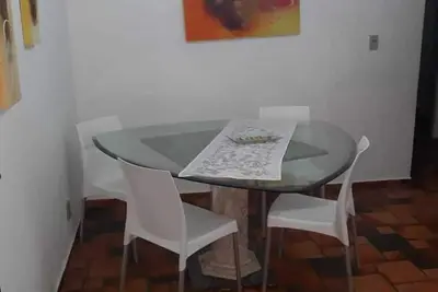 Image de Appartement à 200 m de la grande plage et confortable