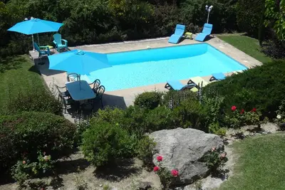 Image de Villa avec piscine privée et vue fantastique sur la mer de la Côte d'Azur