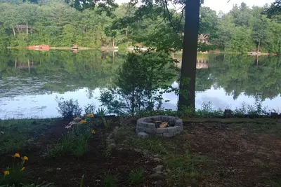 Image de Détendez-vous dans notre maison au bord du lac
