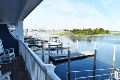 Image de Victory Sunset - 6br * Bayfront, piscine chauffée, ascenseur. 2020 Louer Maintenant