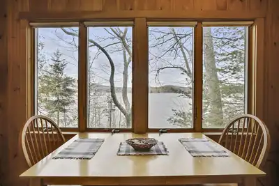 Image de Cottage sur le lac Megunticook.