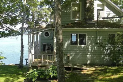 Image de Cottage traditionnel Maine sur l'océan ouvert
