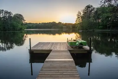 Image de Stunning Retreat, Ă seulement 15 minutes du Gsp! Plaisir en famille, superbe vue!