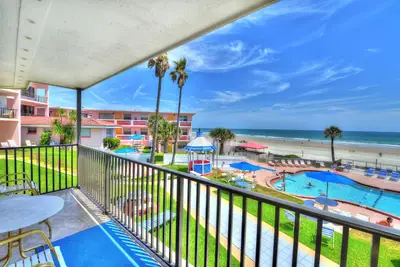 Image de Impressionnant 3 chambres en bord de Villa de luxe