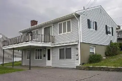 Image de Paisible, relaxant et Beachy avec des sons de l'océan, à un jet de pierre
