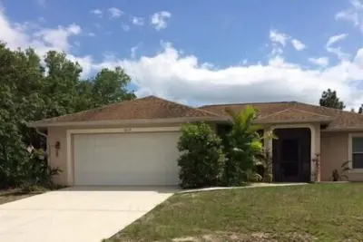 Image de Cadre privé avec Sud face, Piscine chauffée