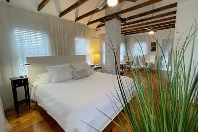 Image de Une authentique petite maison rustique et luxueuse dans la vieille ville