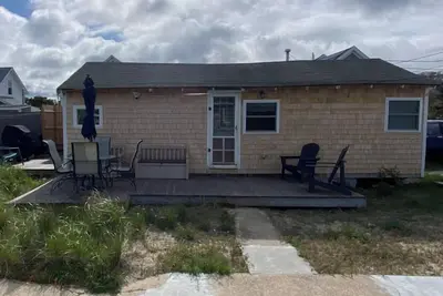 Image de Charmant Cottage Cape Cod. Pet friendly!